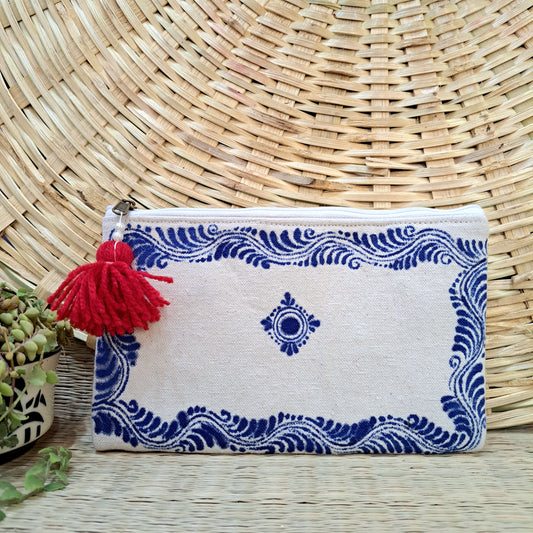 Sanskriti Ruchi Clutch