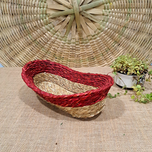 Boat shaped sabai grass tray/basket 